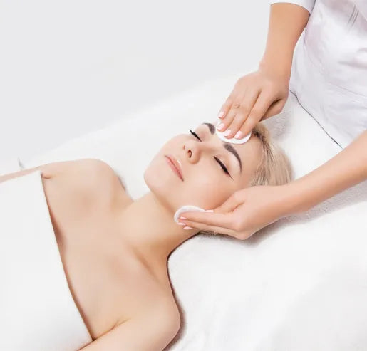 Pulizia Viso Tradizionale